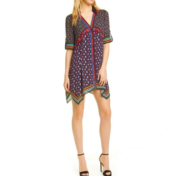 🔸SOLD🔸 NWOT Alice + Olivia ‘Conner’ handkerchief shirt dress sz M - Picture 5 of 13